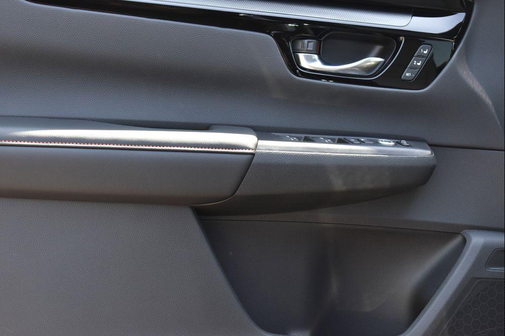 new 2026 Honda CR-V Hybrid car, priced at $40,937