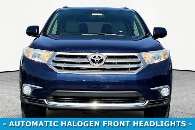 used 2011 Toyota Highlander car, priced at $9,619