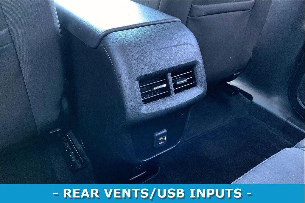 used 2021 Chevrolet Equinox car, priced at $12,919
