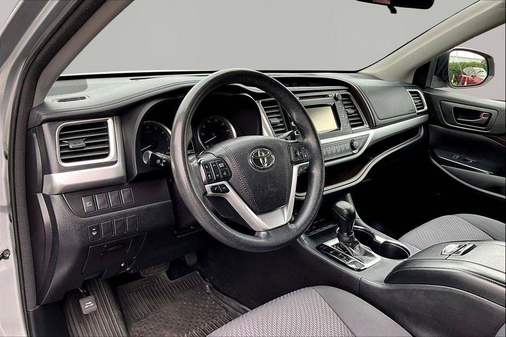 used 2018 Toyota Highlander car, priced at $19,658