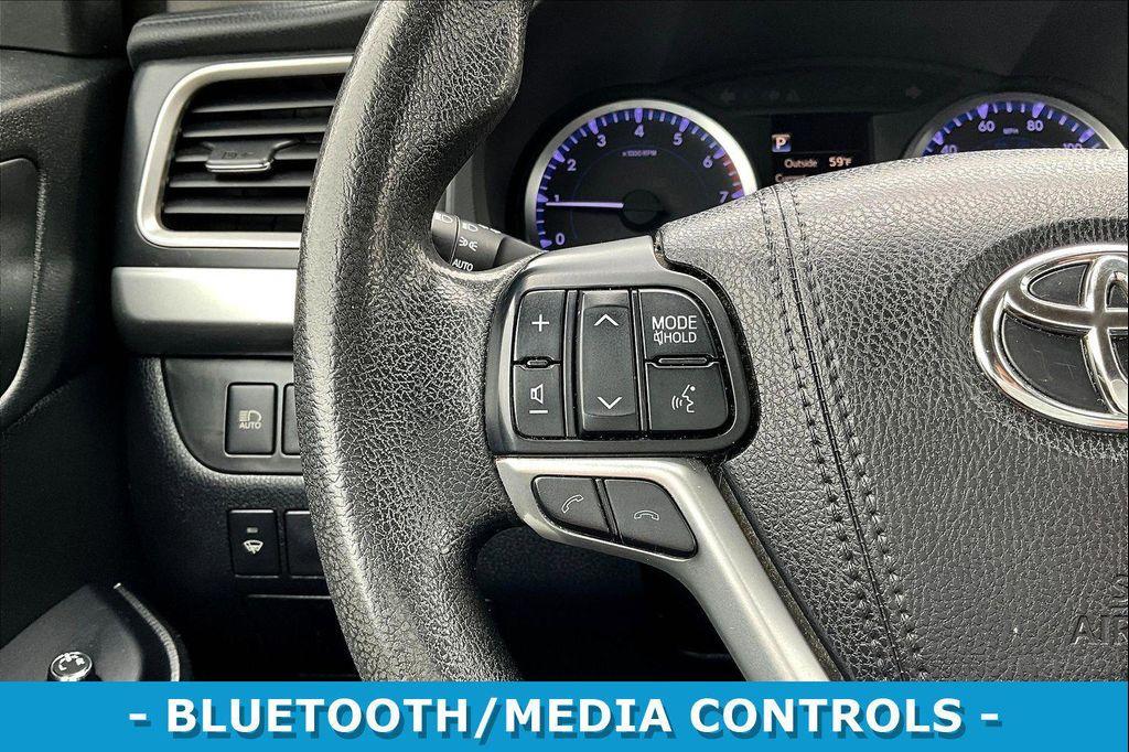 used 2018 Toyota Highlander car, priced at $18,029
