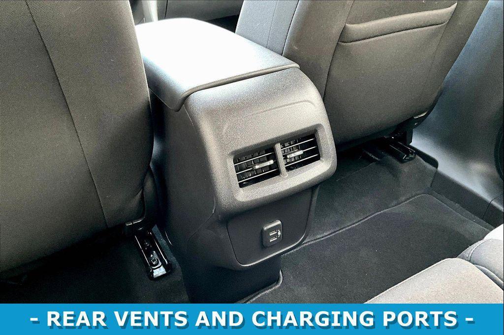 used 2023 Chevrolet Equinox car, priced at $21,651