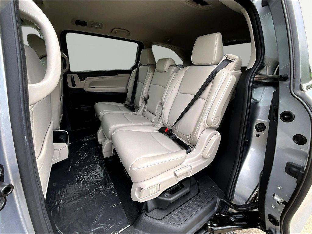 new 2026 Honda Odyssey car, priced at $42,235