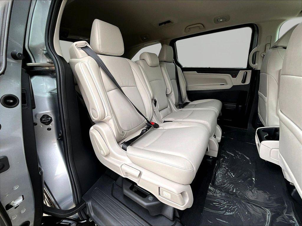 new 2026 Honda Odyssey car, priced at $42,235