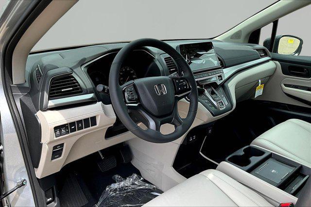 new 2026 Honda Odyssey car, priced at $43,590