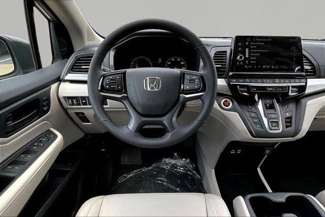 new 2026 Honda Odyssey car, priced at $43,590