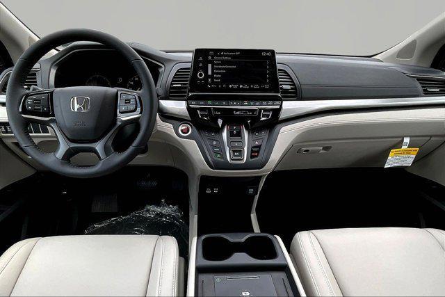 new 2026 Honda Odyssey car, priced at $43,590