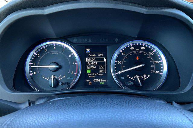 used 2019 Toyota Highlander car, priced at $28,552
