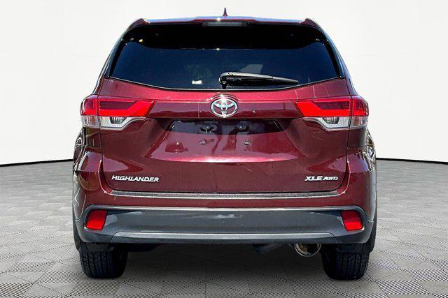 used 2019 Toyota Highlander car, priced at $28,552