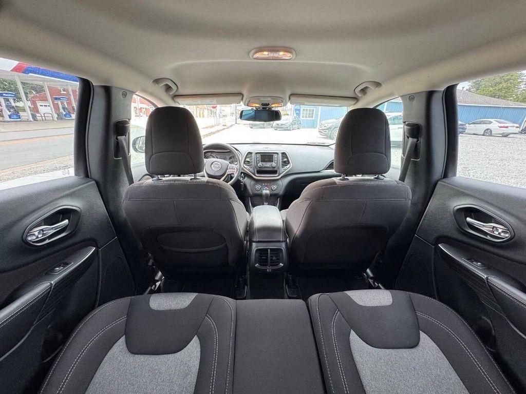 used 2016 Jeep Cherokee car, priced at $10,795