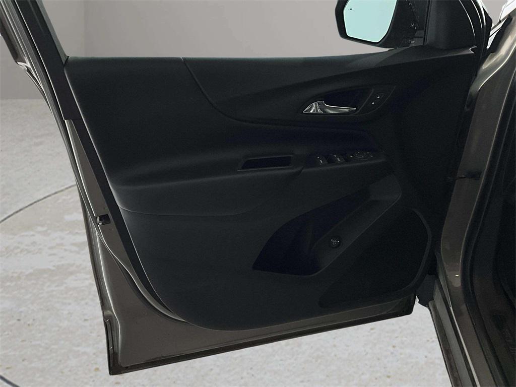 used 2018 Chevrolet Equinox car, priced at $9,999