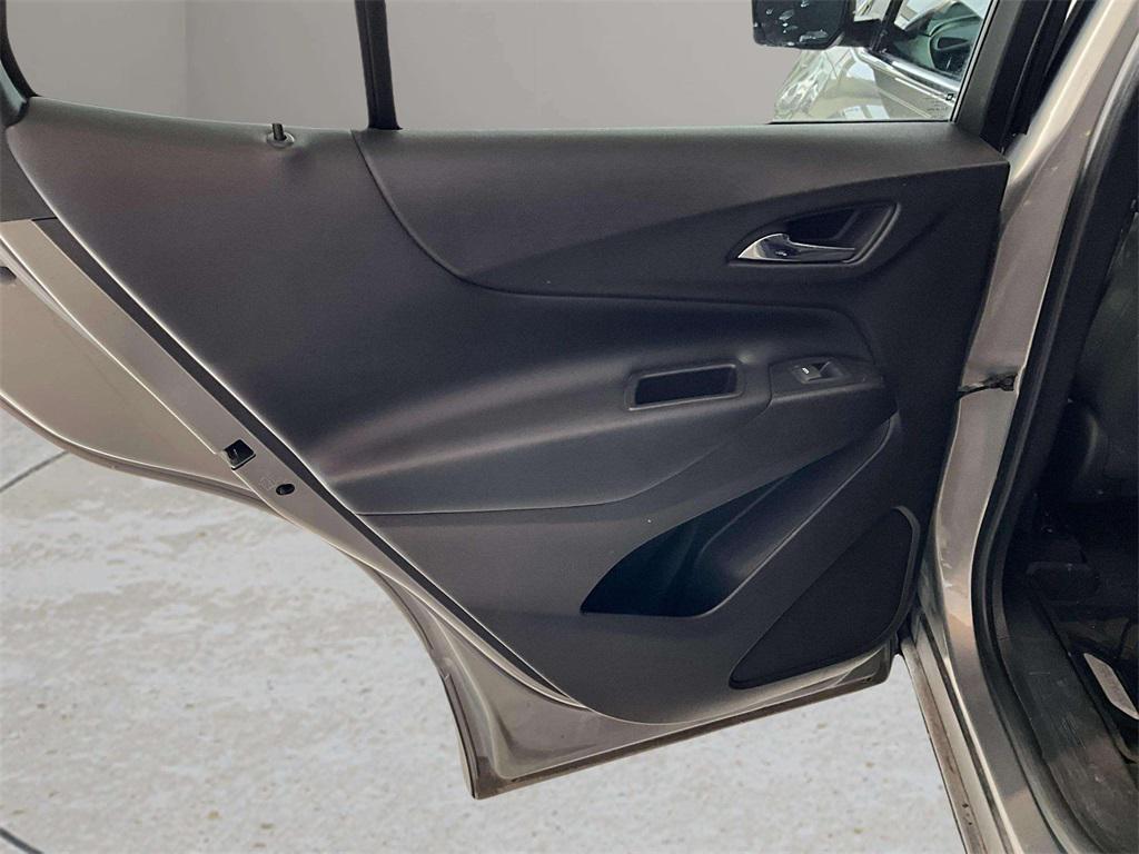 used 2018 Chevrolet Equinox car, priced at $9,999