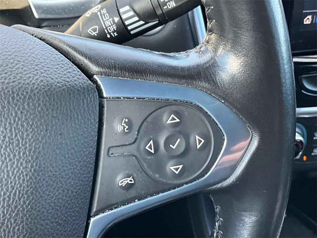 used 2022 Chevrolet Traverse car, priced at $19,999