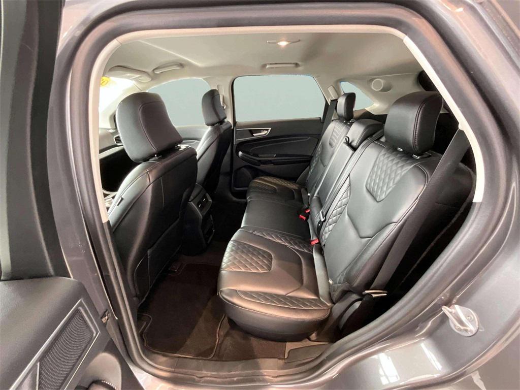 used 2024 Ford Edge car, priced at $26,900
