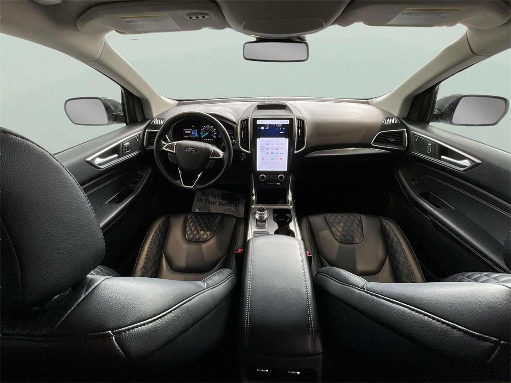 used 2024 Ford Edge car, priced at $26,900