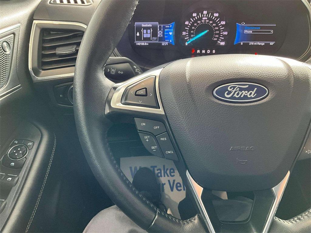 used 2024 Ford Edge car, priced at $26,900