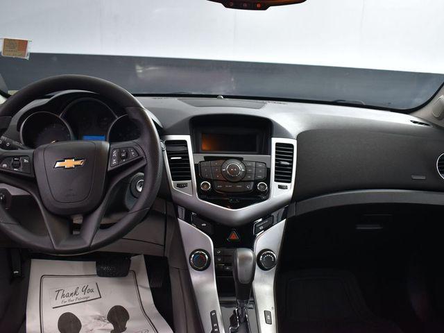 used 2015 Chevrolet Cruze car, priced at $9,477