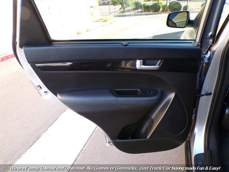 used 2015 Kia Sorento car, priced at $9,995