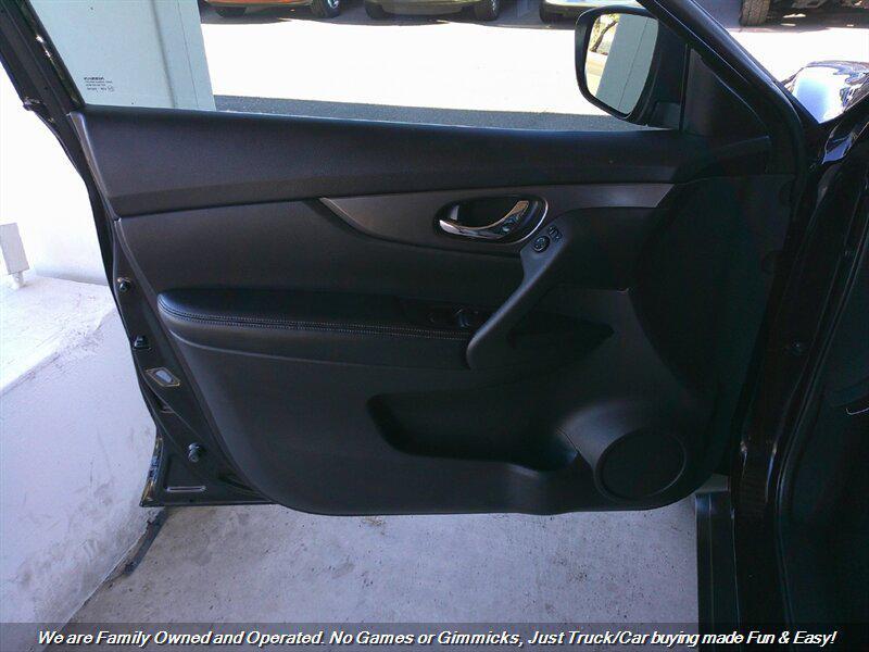 used 2015 Nissan Rogue car, priced at $10,995