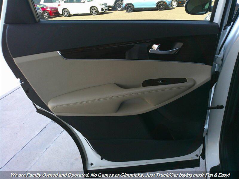 used 2020 Kia Sorento car, priced at $15,995