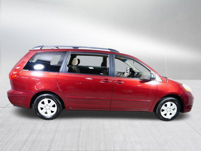 used 2006 Toyota Sienna car, priced at $11,348