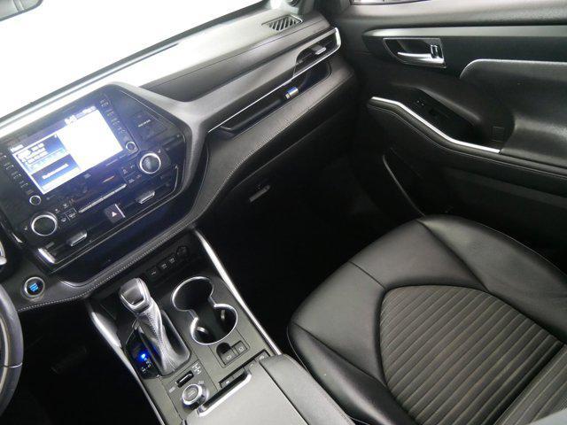 used 2021 Toyota Highlander car, priced at $29,348