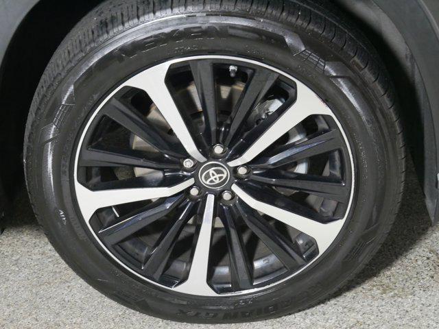 used 2021 Toyota Highlander car, priced at $29,348