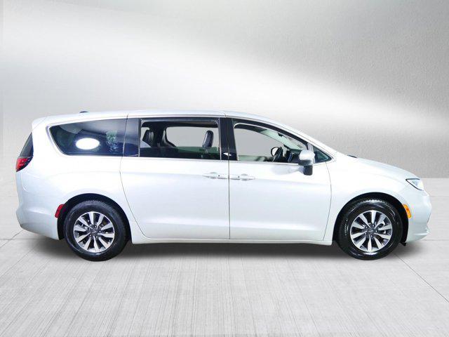 used 2023 Chrysler Pacifica Hybrid car, priced at $24,148
