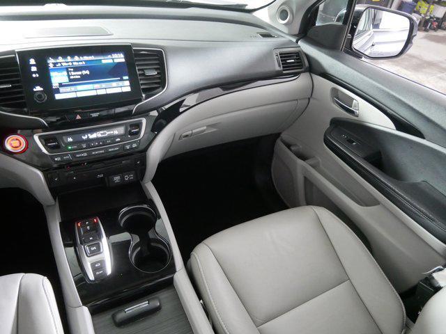 used 2020 Honda Pilot car, priced at $18,998