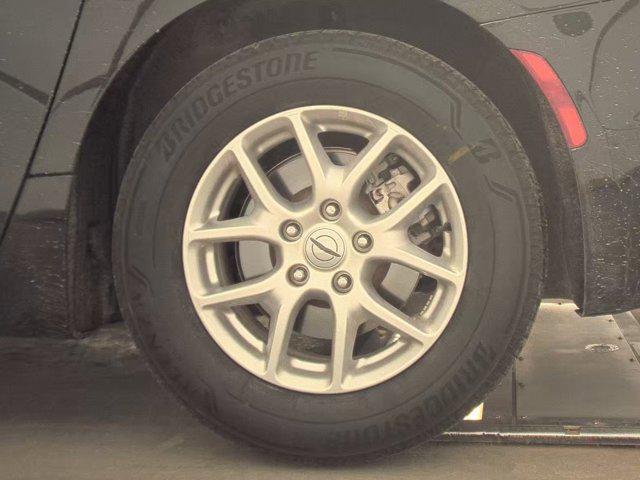 used 2022 Chrysler Pacifica car, priced at $17,997