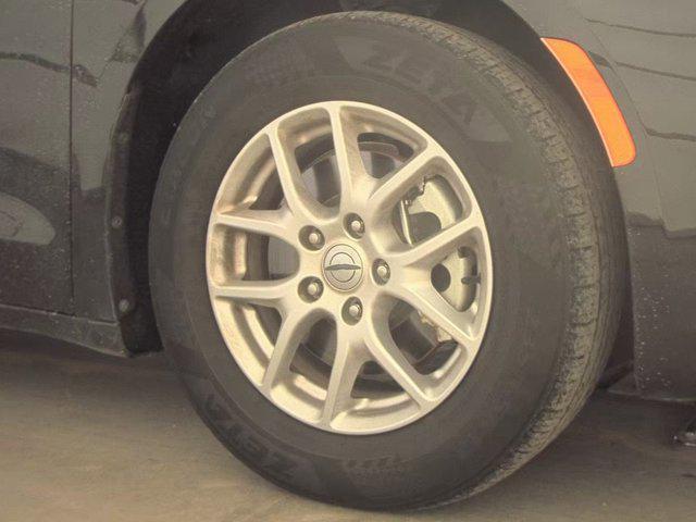 used 2022 Chrysler Pacifica car, priced at $17,997