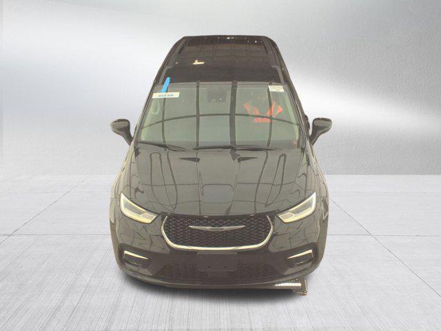 used 2022 Chrysler Pacifica car, priced at $17,997