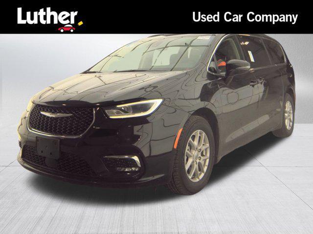 used 2022 Chrysler Pacifica car, priced at $17,997