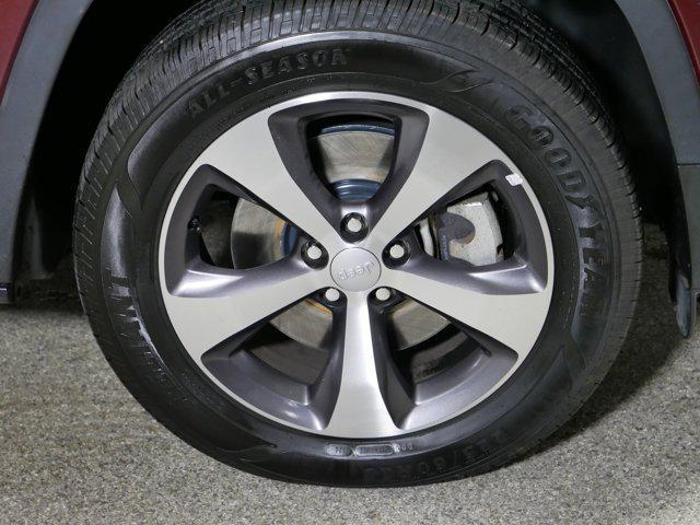 used 2021 Jeep Cherokee car, priced at $25,348
