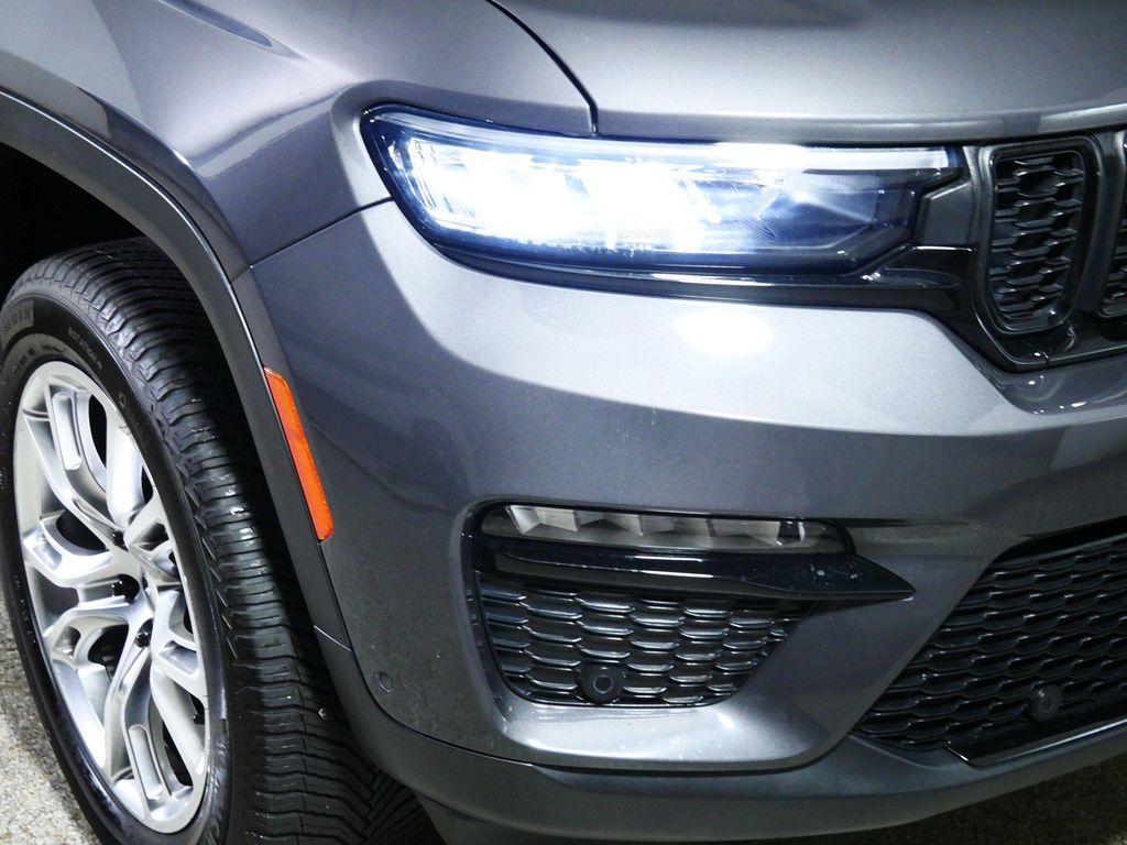 used 2023 Jeep Grand Cherokee car, priced at $30,348