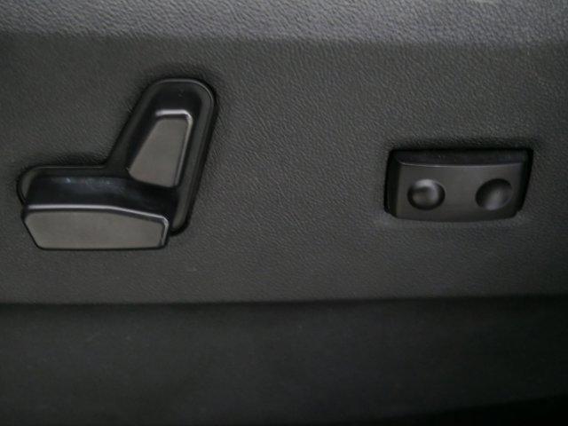 used 2014 Chrysler Town & Country car, priced at $7,498