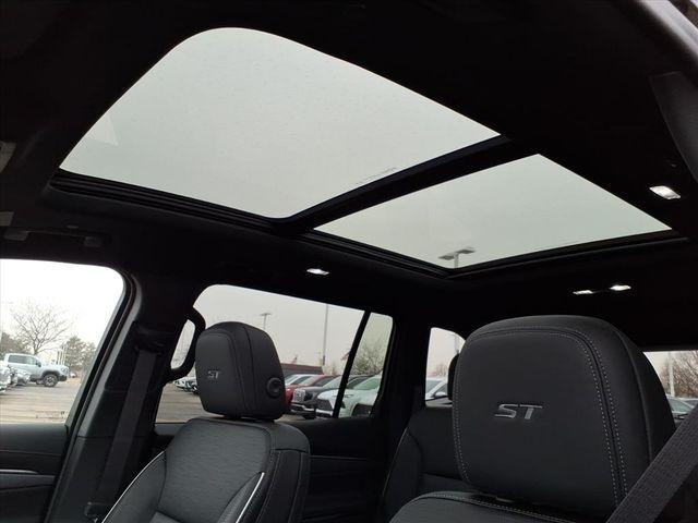 new 2026 Buick Enclave car, priced at $60,025