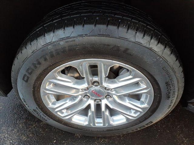 used 2023 GMC Yukon car, priced at $56,365