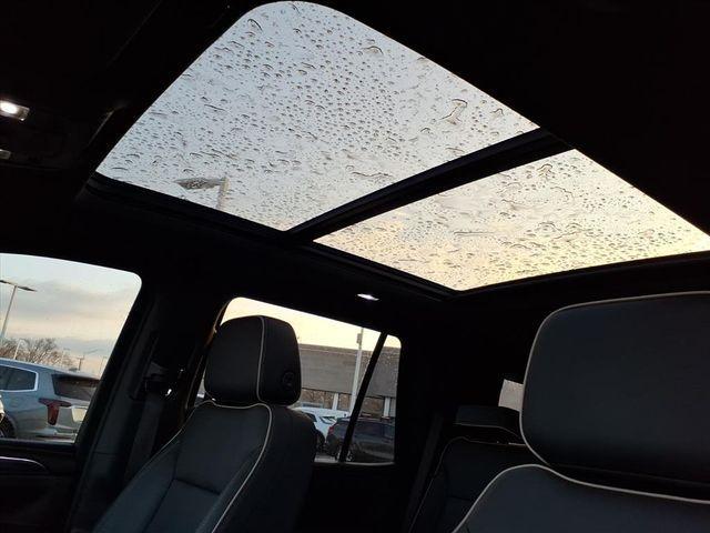 used 2023 GMC Yukon car, priced at $56,365