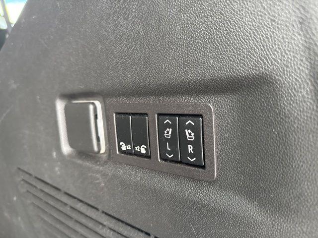 used 2023 GMC Yukon XL car, priced at $60,575