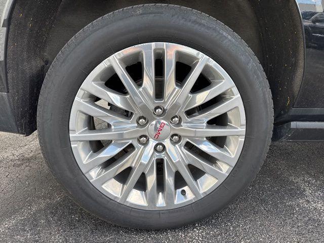 used 2023 GMC Yukon XL car, priced at $60,575