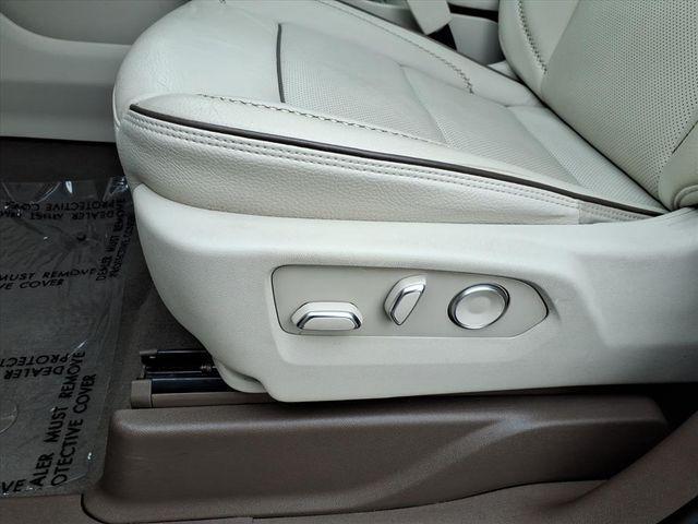 used 2023 GMC Yukon car, priced at $62,275