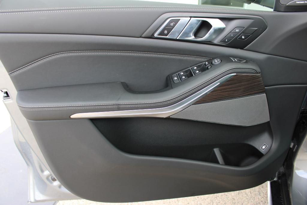 new 2026 BMW X5 PHEV car