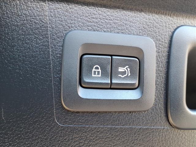 used 2024 Mazda CX-50 car, priced at $27,995