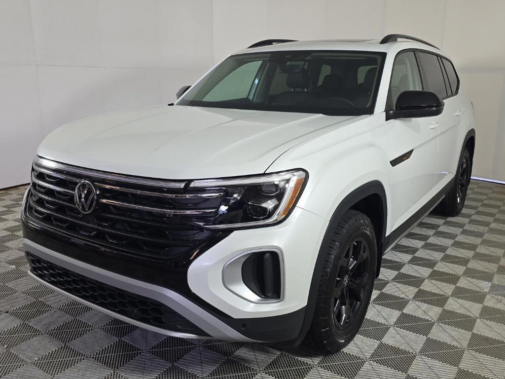 used 2026 Volkswagen Atlas car, priced at $48,264
