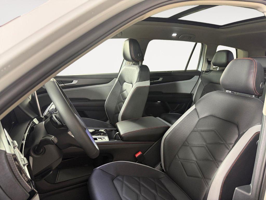 used 2026 Volkswagen Atlas car, priced at $48,264