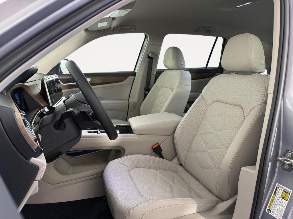 new 2026 Volkswagen Atlas car, priced at $43,437