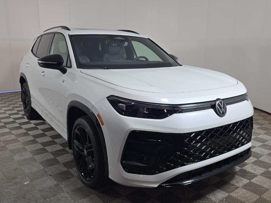 new 2026 Volkswagen Tiguan car, priced at $37,670