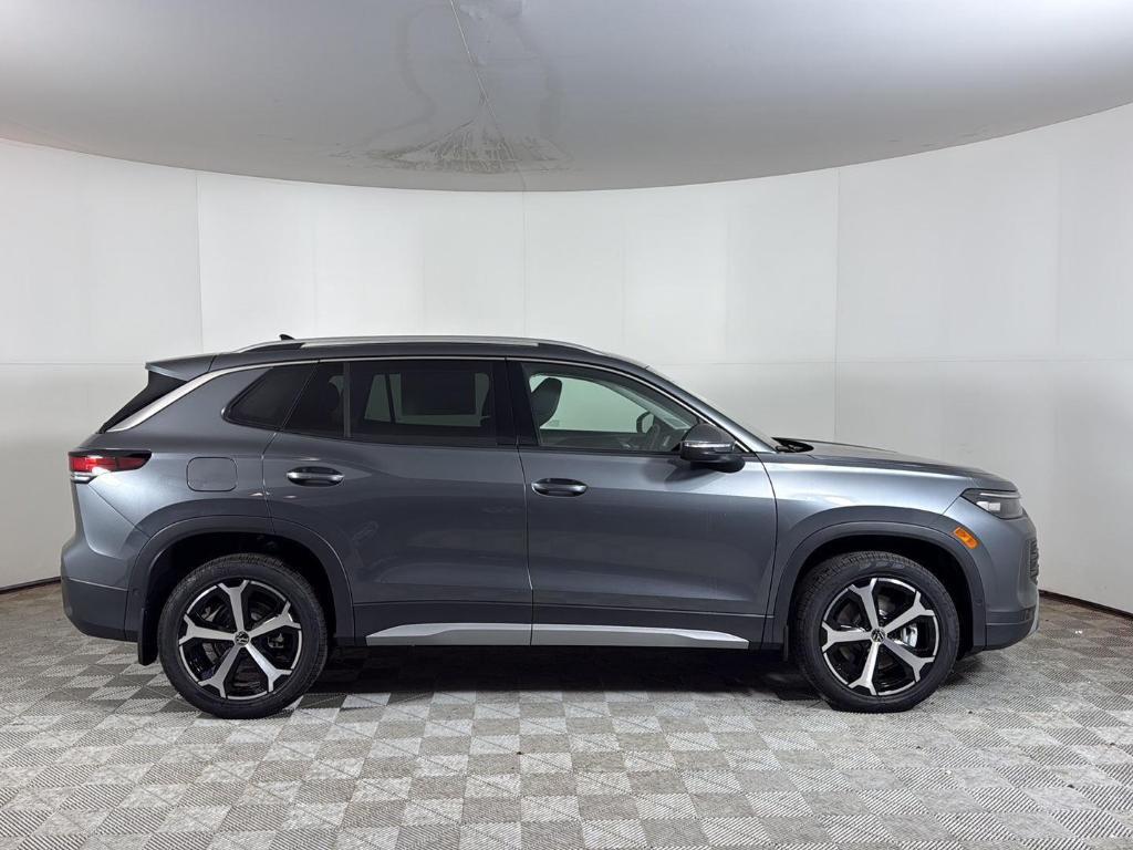 new 2026 Volkswagen Tiguan car, priced at $34,086