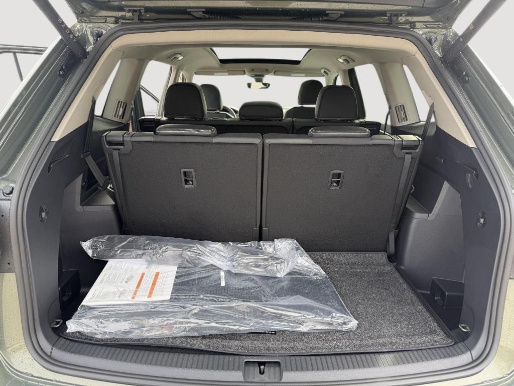 new 2026 Volkswagen Atlas car, priced at $46,883